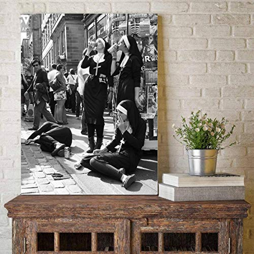 HSFFBHFBH Rebellische Nonnen Wandkunst Leinwanddrucke Schwarzweiß Fotografie Poster und Drucke Rauchende Nonnen Bilder Wohnkultur 70x110cm Ungerahmt