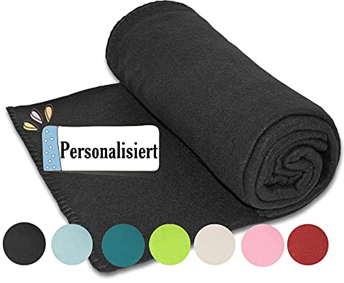Fleece Kuscheldecke 130 x 160 cm | mit Name | personalisiert | Fleecedecke | Sofadecke | warme Decke (Schwarz)