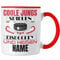 Trendation - Eishockey Tasse Geschenk Personlaisiert NAME Coole Jungs Spielen Eishockey und Heißen NAME (Rot)