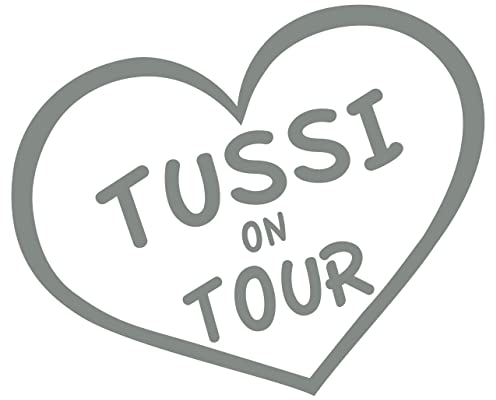 cartattoo4you® AK-02223 | TUSSI ON Tour im Herz| K-Serie | Autoaufkleber Aufkleber Car Sticker Spruch Farbe Silber,in 24 Farben erhältlich,glänzend 13 x 10 cm Waschstrassenfest
