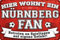 20x30cm Blechschild für Fußball Fans, hier wohnt ein Nürnberg Fan – Wandschild, Türschild, Torschild, lustiger Fussball Spruch, Fanartikel