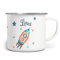miKalino Emaille Tasse Jungs - Trinkbecher Kinder personalisiert - Emaille Becher mit Raketen-Motiv - Kindertasse mit Namen - Kindertasse bedruckt - Emaille Becher Weiß