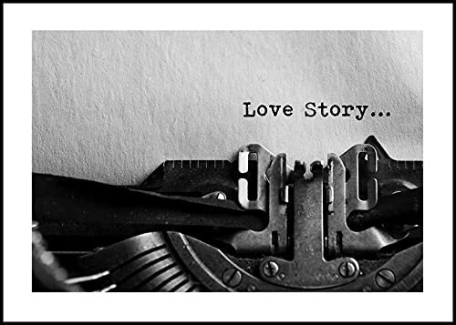 Wandbild Vintage Love Story 30 x 40 cm (AUFHÄNGFERTIG) mit hochwertigem Rahmen - Film Hollywood retro Schreibmaschine Spruch - Limitiertes Premium Rahmenbild von Malerifabrikken - Icon Collection