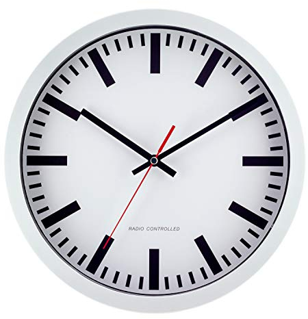 Funk-Wanduhr im Bahnhof-Style, weiß, Gehäusedurchmesser 30 cm, automatische Sommer- und Winterzeit, rote Sekunde