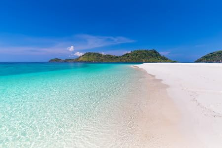 adrium Holz-Bild 110 x 70 cm: Paradise Beach und der blaue Himmel auf der Insel Khai in der Provinz Satun, Thailand (123739421)
