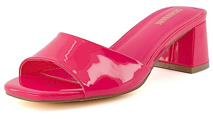 CUSHIONAIRE Sandalo elegante Taboo da donna con fascia singola con + memory foam e ampie larghezze disponibili, vernice fucsia 38 EU W