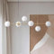 ISSPTYB Lámpara colgante de techo moderna de 6 luces, globos de cristal de mediados de siglo, lámpara colgante Sputnik, bola de ópalo blanco dorado, lámpara colgante de burbujas para sala de estar, co