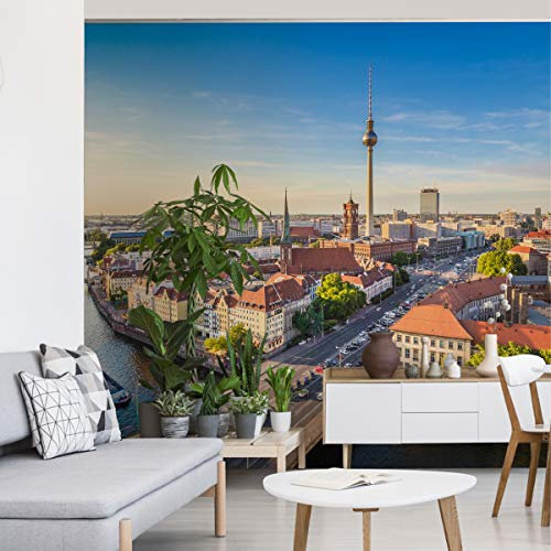 Wallepic WTD Papier peint photo autocollant Motif ville de Berlin 135 x 90 cm Papier peint moderne XXL Motif voiture rivière et ciel 135 x 90 cm