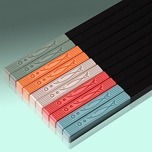 Chopsticks Fiberglass 5 Pairs Non-Slip Chop Sticks Dishwasher Safe Reusable Chopstick 9.5 Inches/24cm Japanese Chinese Korea Style Black Fish leap Chopstick Family Multipack