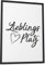 Papierschmiede® Typografie Poster, DIN A3 (30x42 cm), Wanddeko Wohnzimmer, Schlafzimmer, Küche, schwarz-weiß Bild mit Spruch OHNE Rahmen, Lieblingsplatz