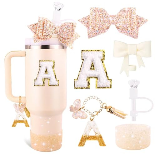 Weißes Tassen-Zubehör-Set für Stanley Becher mit Griff, Buchstaben-Charms, Schleife und Diamant-Strohabdeckungen, Glitzer-Silikonstiefel, personalisierter Aufkleber für Stanley Cup-Zubehör (A)