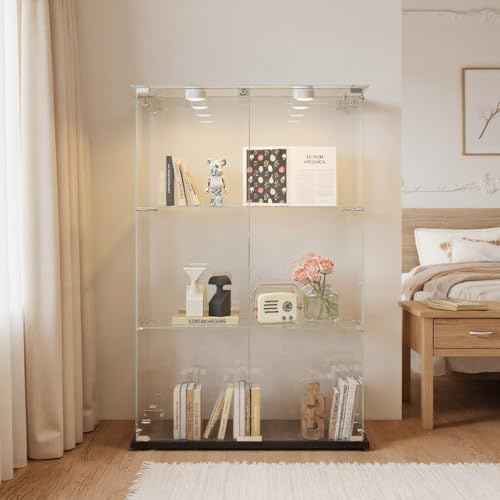 TIMORWTF Vitrine aus Glas mit LED-Lichtern, moderne Vitrine mit 3 Ablagen und 2 Türen, Wandvitrine für Sammlung, für Schlafzimmer, Wohnzimmer und Esszimmer, 123 x 78,5 x 35 cm, Schwarz