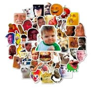 50 PCS. Paquete de pegatinas meme divertidas de vinilo, impermeables. Stickers de moda, populares, creativas y motivacionales. Para todo tipo de usos. Tamaño entre 2 y 4 cm.