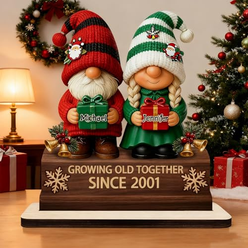 Soview Personalised Growing Old Together Gnomes Wooden Plaque Custom 2D Growing Old Together Figurines Desk Ornament Customise Christmas Valentine's Day Gifts for Parents/Grandparents/Couples