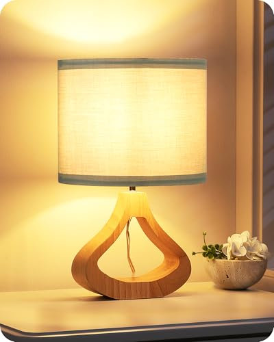 EDISHINE Lampe de Chevet Moderne avec Abat-jour Vert Amande en Lin et Base en Bois Teinté Chêne Clair, E27 Douille, 2700K Ampoule LED Incluse, H34 cm, Ø21 cm, pour Salon, Chambre, Bureau