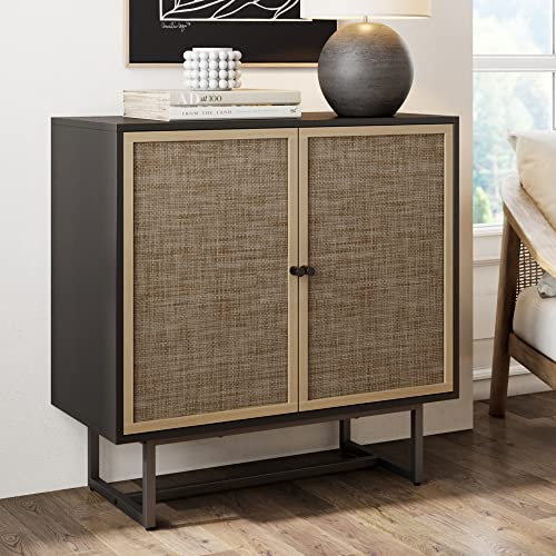 Nathan James Kova Sideboard aus Rattan-Holz, mit mattem Metallrahmen, verstellbaren Innenregalen und Rohrtüren, für Flur, Eingangsbereich oder Wohnzimmer, Schwarze Eiche/Stock