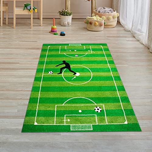 Traum Kinderteppich Spielteppich Kinderzimmerteppich Fußballteppich in Grün, Größe 80x150 cm