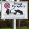 BilderKing Hinweis-Schild 30x20cm - Privatparkplatz, Parken verboten - Verbotsschild Warnschild aus 3mm Alu-Dibond - Wetterfest, kratzfest, UV-Schutz