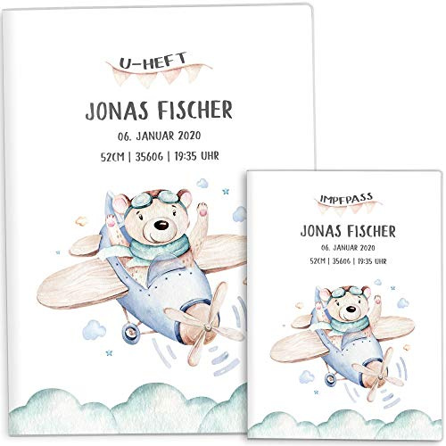 OLGS U-Heft und Impfpass Hüllen Set Wolken Flugzeug | Untersuchungsheft Hülle & Impfpasshülle Schwangerschaft Geschenkidee personalisierbar mit Namen (U-Heft Set personalisiert, Bär Flugzeug)
