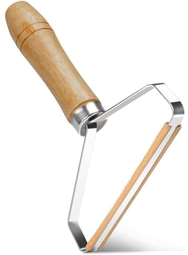 Heavy-Duty Lint Remover with Steel Frame & Copper Blade – Wooden Handle Fabric Scraper for Carpets, Upholstery, Rugs & Spot Cleaning – Reusable, Durable, Easy-to-Use Manual Tool