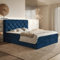 MOTIVENA Margo Chesterfield Boxspringbett 180x200 mit Bettkasten und Topper, Polsterbett 180x200 mit Bettkasten, Bonell-Matratze (H4), T28 Schaumstoff Topper (H3), mit Strass, Samt, Blau