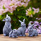 Yeomoo Kaninchen Familie Gartenfiguren Gartendeko für Draußen: Kawaii Hasen Figuren Deko Wohnzimmer Lustige Kaninchen Geschenke für Frauen Mama Männer Garten Deko Terrasse Grau 4 Stück