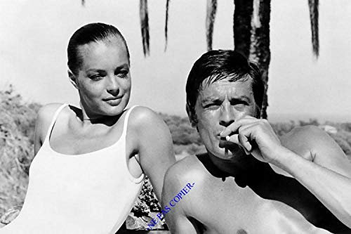 Générique Photo Poster de Alain Delon et Romy Schneider dans le film La piscine 29,7x42cm...Format A3