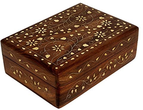 Ajuny Handgeschnitzte Dekorative Schmuck Aufbewahrungsbox aus Holz Blumenstil Messingeinlage Mehrzweck für Andenken Reise Schatztruhe Schmuckhalter Geschenke, 7x5 Zoll