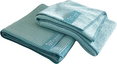 K7plus Jemako Tücher-Set: 1 x Trockentuch Größe 45x60cm, 1 x Profituch 40x40cm, lindgrün. Dazu 2 Stück Wäschenetze.