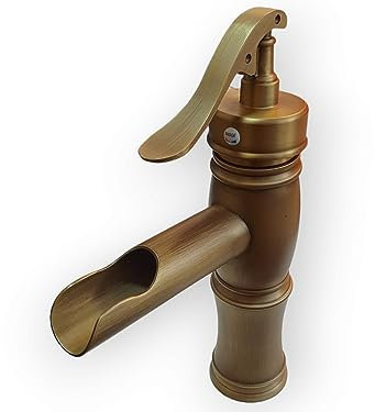 TILUM Robinet rétro en laiton – Petit robinet dans une sorte de pompe de fontaine – Robinet de salle de bain en laiton brossé