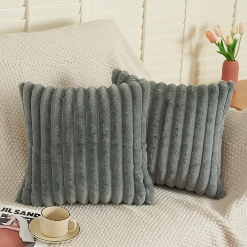 ORANIFUL Grau 40x40 Fell Kissenbezüge Set 2-teilig Kuschelkissen Flauschig Kissenhülle Streifen Design Kissen Hülle für Sofa Couch Bett Weicher Fake Fur Bezug Moderne Dekokissen