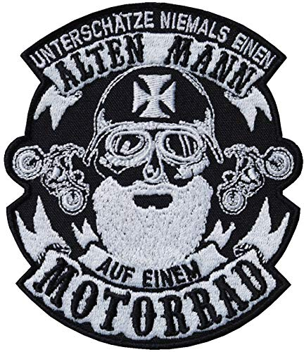 Biker Aufnäher bestickt Unterschätze niemals einen alten Mann auf einem Motorrad Aufbügler/Patch zum annähen | Bügelbilder Motorrad Applikation für Leder und Motorradzubehör | 100x85mm