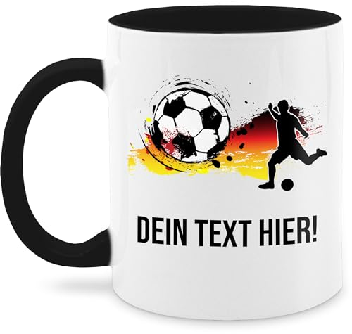 Tasse Tassen 325ml - 2024 Fussball EM Fanartikel - Fußballer Germany Personalisiert mit Namen Deutschland - 325 ml - Schwarz - fan fußball-fanartikel fußball mug fussballtasse wm 24 kaffeetasse