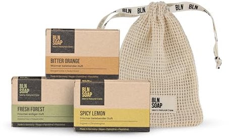 Feste Seifen für Männer (3 x 135 g) + Baumwoll-Seifensäckchen: 3-in-1 natürliche Männerseifen + Seifenbeutel für Aufbewahrung & Peeling – Vegan, Herren Duschseife für Hand, Körper & Haare, BLN SOAP