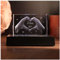 LoveGoals 3D Glas Kristall mit Gravur - Herz aus Zwei Händen mit Text I Love You graviert - Geschenk Geschenke Freund Freundin zu Weihnachten incl. Batt. LED-Sockel