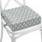 Kindersitzerhöhung Sitzerhöhung Stuhl Kind 32x32x8 cm - Sitzkissen Kinder Booster Seat Stuhlerhöhung Kissen für Kleinkind beim Esstisch Stuhlkissen und Babysitz Pfeile auf grauem Hintergrund