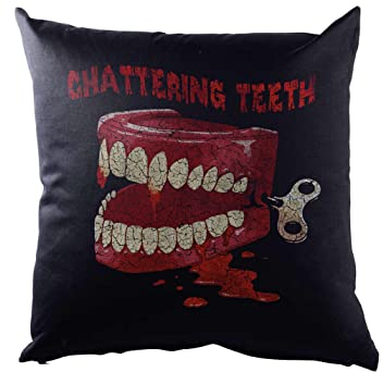 Urban Backwoods Chattering Teeth Kissen Dekokissen