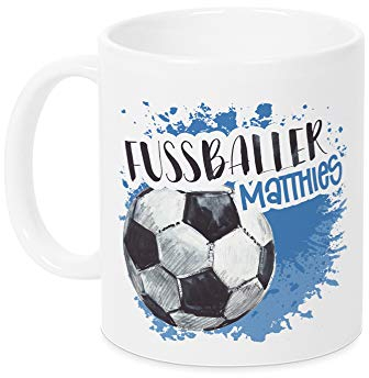 GRAZDesign Kindertasse mit Namen, Tasse Kinder, personalisierte für Junge Trinkbecher Kindergeschirr Kinder Becher Schwarz, Keramik BPA-frei, 330ml Motiv Fußballer Ball