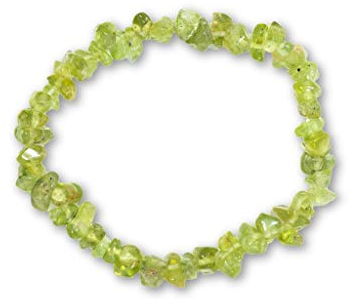 Taddart Minerals – Grünes Splitter Armband aus dem natürlichen Edelstein Peridot auf elastischem Nylonfaden aufgezogen - handgefertigt