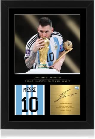 Photo encadrée A4 de Lionel Messi célébrant la Coupe du monde 2022 – Signature numérique reproduite – Cadeau pour les fans de football