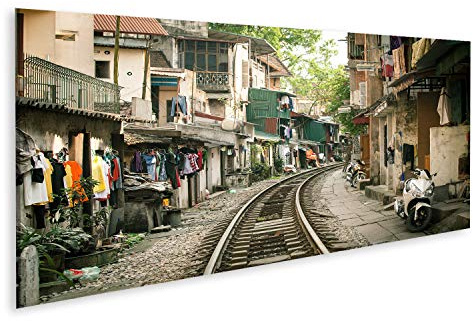 Bild Bilder auf Leinwand Lokale Häuser in der Nähe der aktiven Eisenbahn in der Altstadt von Hanoi, Vietnam. Wandbild, Poster, Leinwandbild QFO