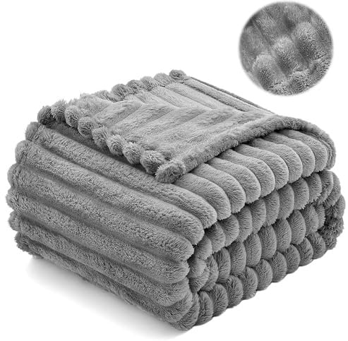 Kuscheldecke Flauschig, Decke Fleecedecke, Cord Decke, Blanket 150x200cm, Weiche Warme Grobe Korddecke, Sofadecke Kuschelig, Überwurf für Bett und Couch(Silbergrau)