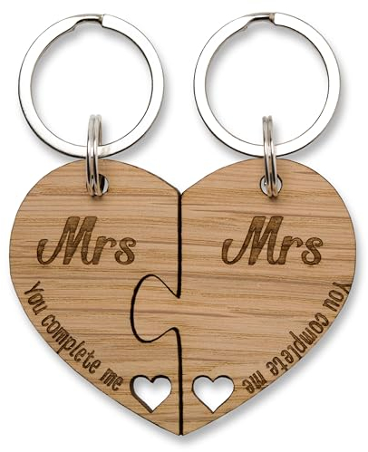 Mrs & Mrs Jigsaw Heart Oak Keyring 'You Complete Me' Same Sex Couple's Key Chain Ring Gift, Civil Partnership Ceremony, Lesbian Gay, Perfect for Valentine's Day, Wedding, 5th Anniversary Wood