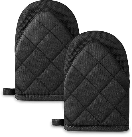 AUAUY 1 Pair Short Neoprene Cotton Oven Mitts, Black, With Non-Slip Surface And Hanging Loop, Cute For Cooking, Baking And Grilling