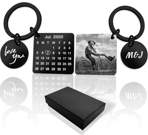 Aotoyou Schlüsselanhänger Personalisiert mit Gravur Foto, Kalender & Text, Edelstahl Anhänger mit Edler Datum Jahrestag Individuell Geschenke für Familie, Freunde, Paar, Partner