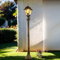 Licht-Erlebnisse Außenstehleuchte mit Bewegungsmelder Glas Aluminium in Kupfer Antik IP44 Garten H:112 cm E27 Rustikale Tiffany Wegeleuchte SALZBURG