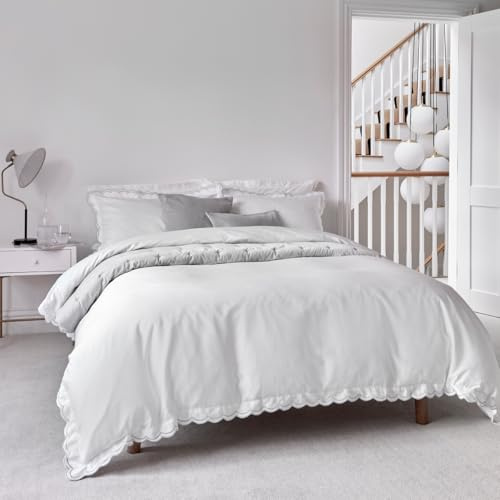 Christy Scallop Edge Double Duvet Set | Luxury Cotton Sateen Quilt Cover Set | Contrasting Embroidered Trim | Smooth, Glossy Bedding | Matcha Green