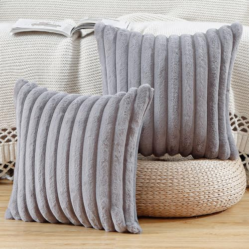 Madizz 2er Set Kunstpelz Plüsch Dekorative Kissenbezüge Flauschig Gestreifte Weich Dekorative Kissenbezug für Sofa Schlafzimmer Kissen Shell Grau 40 x 40 cm