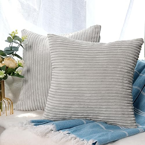 CALIYO Kissenhülle Kord Uni 2er Set, Kissenbezug 45x45 Kissenbezüge für Zierkissen Dekokissen Sofakissen Couchkissen in vielen Farben.