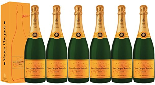 LOT 6 CHAMPAGNES VEUVE CLICQUOT BRUT CARTE JAUNE 75CL AVEC ÉTUIS